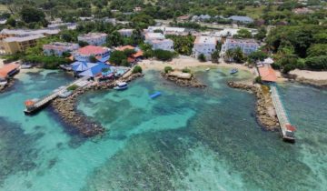 Franklyn D Resort
