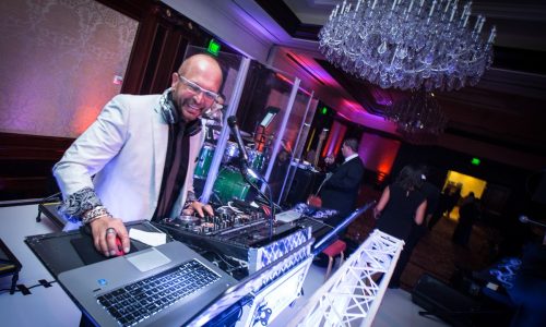 DJ